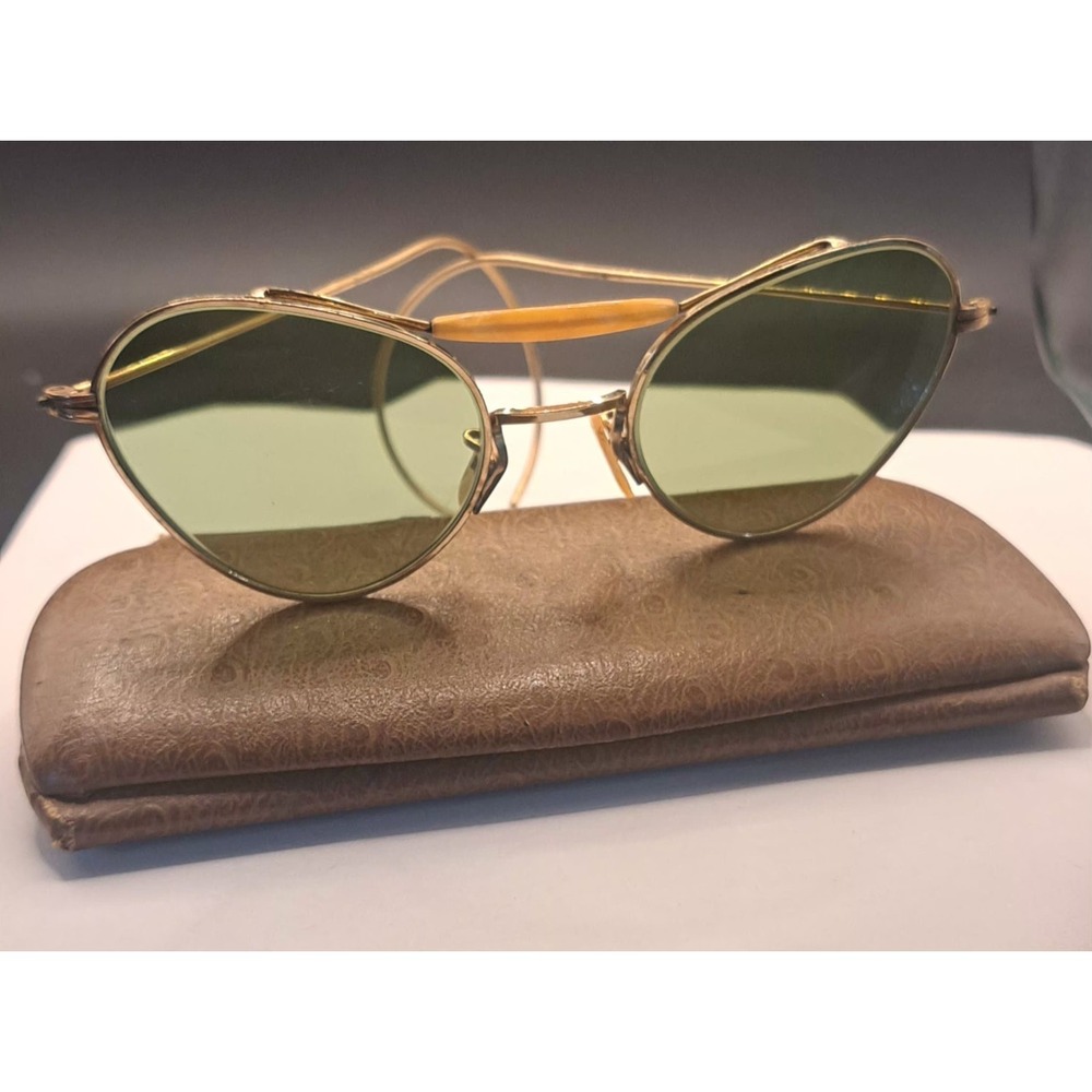 Vintage 1/10–12K Gold Filled USA Aviator Sunglasses
